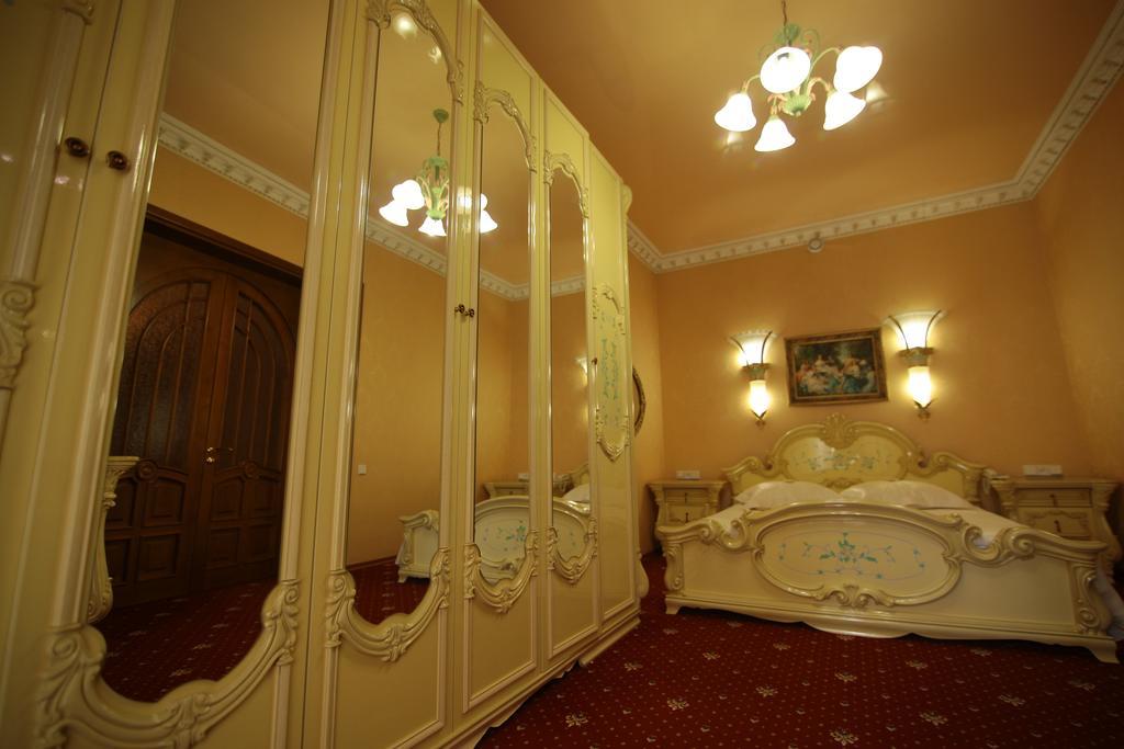 Korall Mykolajiw Exterior foto